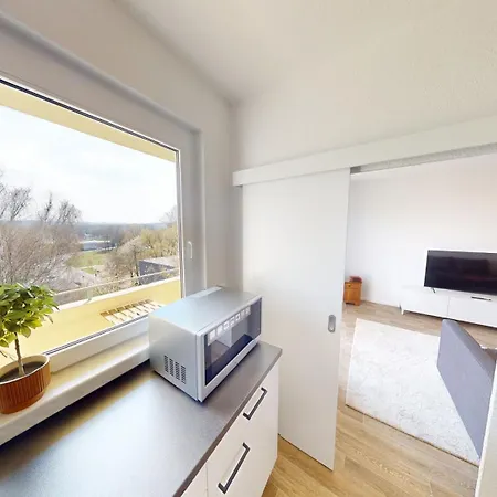 Apartment Hier Ist Platz Fuer Vier, Nur 200m Bis Zur Haltestelle Der Linie 5 *