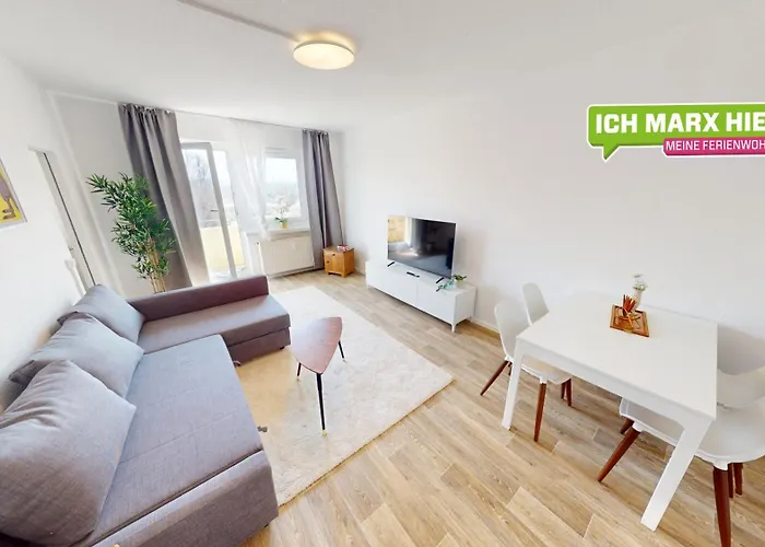 Lejlighed Hier Ist Platz Fuer Vier, Nur 200m Bis Zur Haltestelle Der Linie 5, Wlan Chemnitz